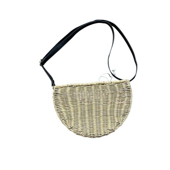 Straw Studios Crescent Crossbody Bag - Picture 2 of 7